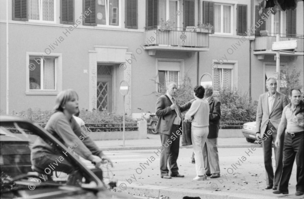 Image of sheet 19830250 photo 36: UBS Bank Hochhaus Steueramt Gebäude Werd . Zürich Kreis vier 4 Aussersihl 1983
© 1982, by Olivia Heussler www.oliviaheussler.com