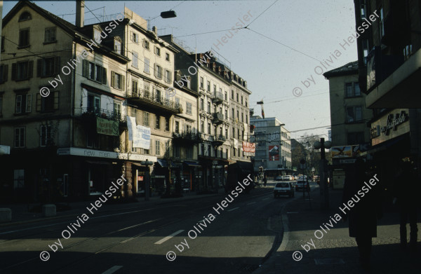 Image of sheet 19833002 photo 14: Wohnhäuser um den Stauffacherplatz am Stauffacher, Kreis 4, Zürich 1983.