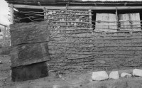 Image of sheet 19840110 photo 36: Adobe haus Hacienda. Einfacher Hausbau in Matagalpa. Nicaragua 1984