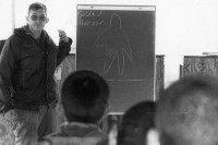 Image of sheet 19840220 photo 11: US-Amerikanischer Soldat während einem Schulungskurs für Contrarebellen im militärischen Ausbildungszentrum der US-Militärs in Honduras. CREM El Castillo. Honduras Centralamerica Zentralamerika 04.84 1984 √