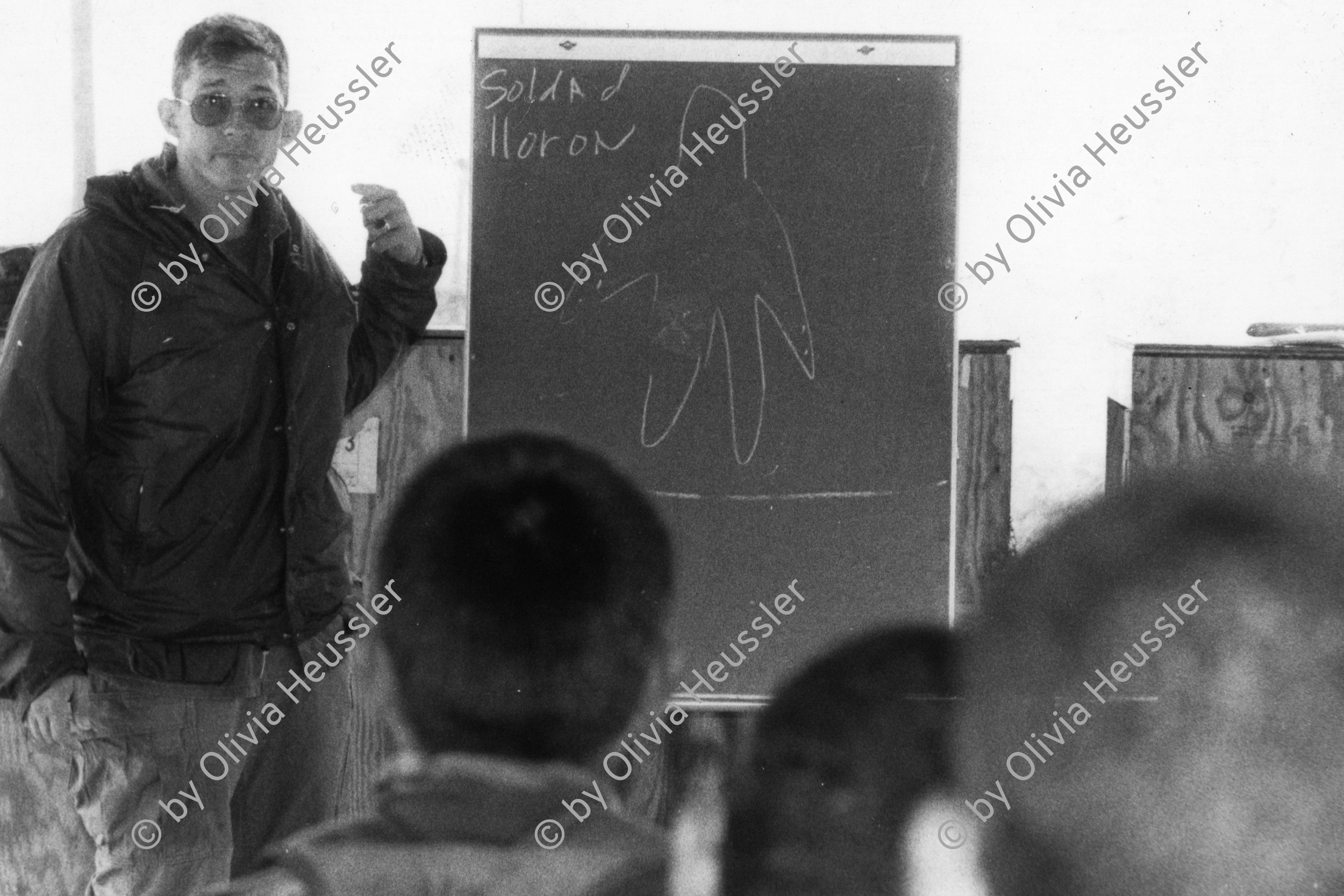 Image of sheet 19840220 photo 11: US-Amerikanischer Soldat während einem Schulungskurs für Contrarebellen im militärischen Ausbildungszentrum der US-Militärs in Honduras. CREM El Castillo. Honduras Centralamerica Zentralamerika 04.84 1984 √