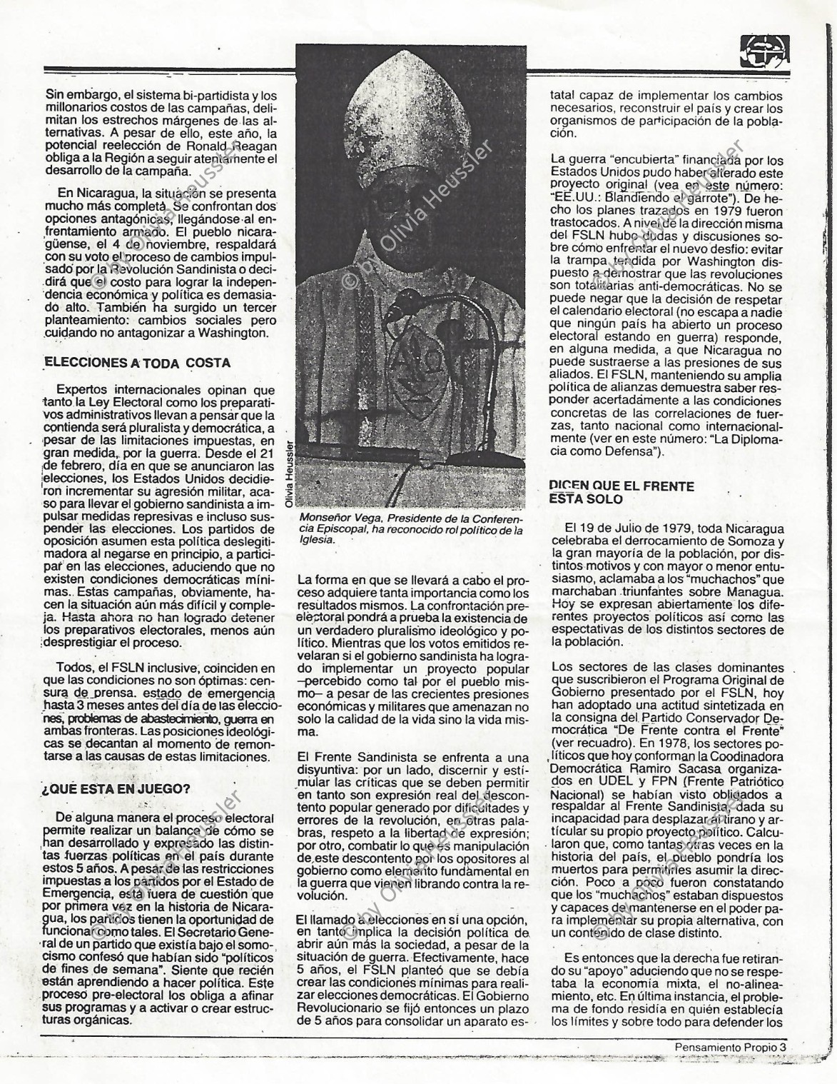 Image of sheet 19840250 photo 12: In der Kirche Don Juan Bosco wird zum 1. Mai eine antisandinistische Rede gehalten. Pablo Antonio Vega Präsident der Bischofskonferenz  in Managua hält die Rede. Amado Peña, que ahora es Capellán del Sistema Penitenciario wird später von den Sandinisten wegen Handel mit Waffen verhaftet. Er trägt eine Shärpe Schal wo drauf steht: Juan Pablo II Nicaragua ist dir treu. Nicaragua 1984