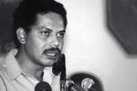 Image of sheet 19840270 photo 22: Im nicaraguanischen Staatsrat. 1984 Consejo de Estado. 
Der neue sandinistische Präsident des parlamentarischen Nationalkongress in Managua Carlos Nuñez Tellez. FSLN 
Nicaragua 1984 √ sandinist