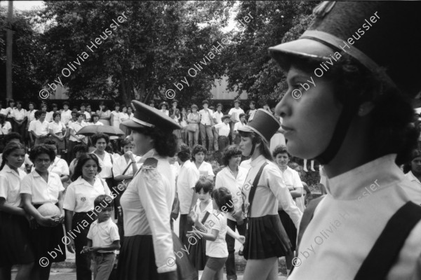 Image of sheet 19840350 photo 21: Silvios Familie . Soldat nimmt Abschied.Blattkopie fehlt.