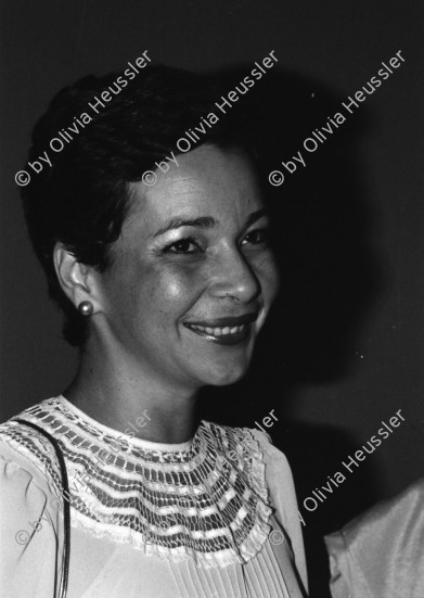 Image of sheet 19840490 photo 16: Nora Astorga im Hotel Interconti.