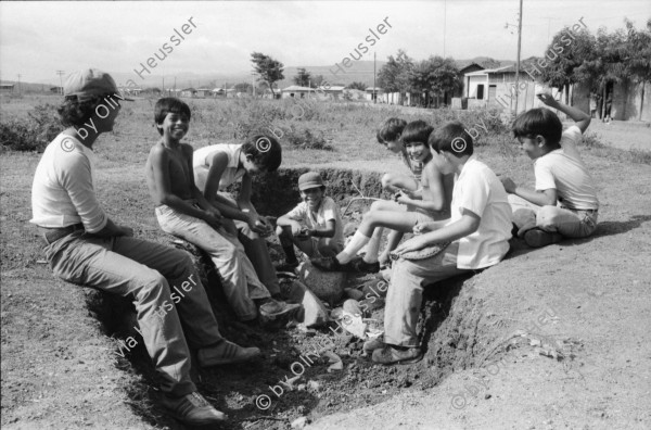 Image of sheet 19840490 photo 20: Campesinos auf dem Weg von Oro Verde nach Esteli.