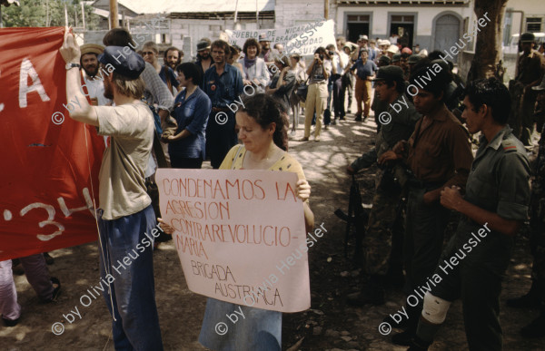 Image of sheet 19843000 photo 69: Junge Menschen aus der Schweiz arbeiten in Arbeitsbrigaden. Nicaragua, Zentralamerika.


Menschen; Arbeit; Solidaritaet; Nicaragua; Brigadisten; Brigaden