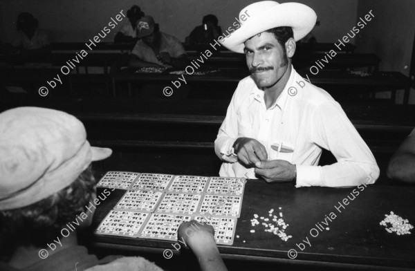 Image of sheet 19850200 photo 36: Beim Bingo Spiel, Esteli Nueva Segovias Nicaragua 1985