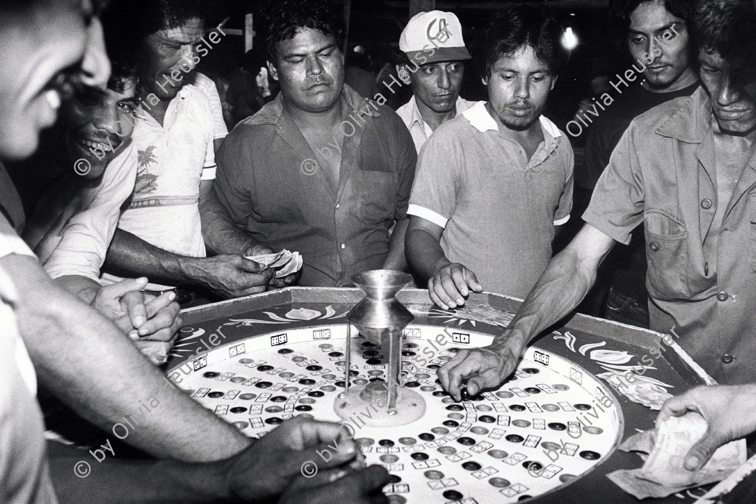 Image of sheet 19850210 photo 2: Roulette Departamentos Zelaya.