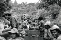 Image of sheet 19850310 photo 22: Der Tag der Demobilisierung des Frauenbataillons Veronica Lacayo und der Soldaten ab gehts nach Hause, nach Leon, nach 9 Monaten Front Krieg in den Bergen. Frauenbataillon Veronica Lacayo, 
Leon Nicaragua 1985 √

Aus: «Der Traum von Solentiname/The dream of Solentiname/El sueño de Solentiname»
Army Military EPS Ejército Popular Sandinista Soldier War Krieg FSLN
The Sandinista Popular Army (or People's Army; Ejército Popular Sandinista, EPS) was the military established in 1979 by the new Sandinista government to replace the National Guard, following the overthow of Anastasio Somoza Debayle.