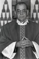 Image of sheet 19850480 photo 9: Arturo Rivera y Damas ,  San Salvador 1985.
SDB (* 30. September 1923 in San Esteban Catarina, El Salvador; † 26. November 1994 in San Salvador) war Erzbischof von San Salvador an der Jubiläumsmesse. 

Zentralamerika Centralamerica 1985  √