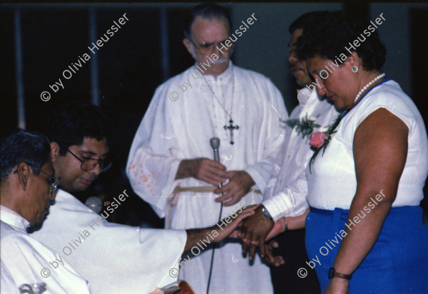 Image of sheet 19851510 photo 11: Hochzeit von ? Traute Boie nr. 6  2.v.l.