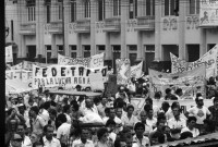 Image of sheet 19860080 photo 24: Für Frieden gegen den Krieg, gegen die Intervention, 1. Mai Demonstration in San José de Costa Rica, 1986.