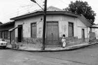 Image of sheet 19860100 photo 33: typisches Nicaragua Haus. Hauswand  Managua 1986
√ typical house nicaraguan centralamerican