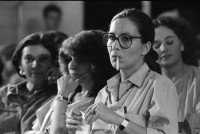 Image of sheet 19860130 photo 27: Im Colegio Maestro Gabriel macht der Stadtrat ein Cabildo für die Frauen. Die Frauen nehmen an den Sitzungen für die Erarbeitung einer neuen Verfassung aktiv teil. Vernehmlassungssitzungen. The women take an active part in the meetings for the development of a new political constitution. Consultation session.