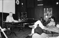 Image of sheet 19860240 photo 22: Lesung mit Georg K. Glaser, Schriftsteller im Kanzlei Xenix Filmklub, Zürich 1986.