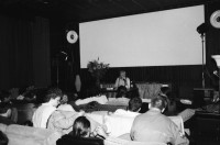 Image of sheet 19860240 photo 29: Lesung mit Georg K. Glaser, Schriftsteller im Kanzlei Xenix Filmklub, Zürich 1986.