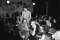 Image of sheet 19860240 photo 30: Lesung mit Georg K. Glaser, Schriftsteller im Kanzlei Xenix Filmklub, Zürich 1986.