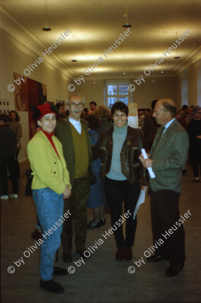 Image of sheet 19861570 photo 19: SAH Ausstellung Photographie von Olivia Heussler an der Universität Zürich Künstlergasse mit Andreas Lebell Günther Amendt Yasmine Burri Tobias Ineichen Michael Richter Claudia Hürlimann Ruth Guggenheim Heussler John Liebenberg Südafrika Malu von Muralt