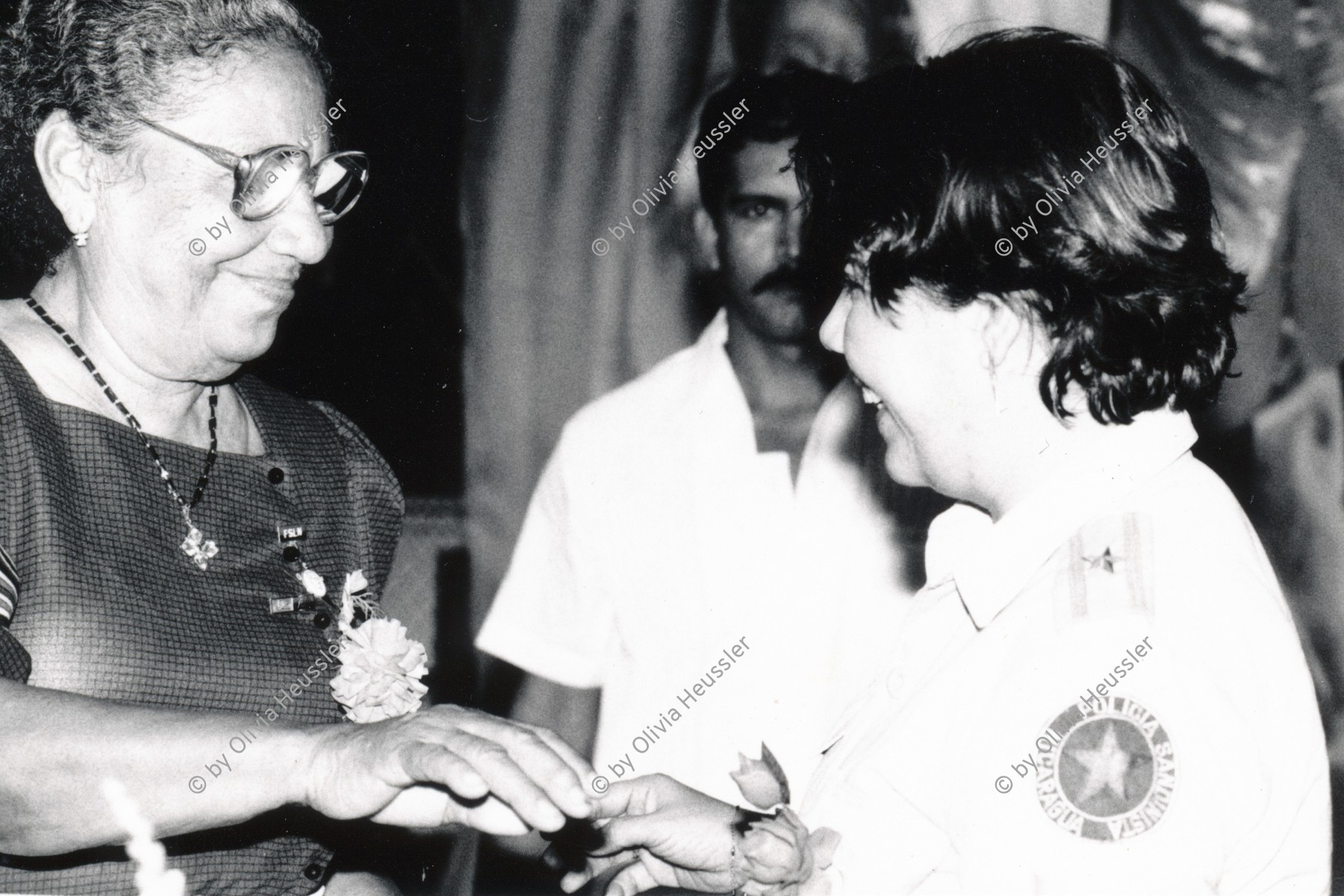 Image of sheet 19870010 photo 13: Doris Tijerino. Policia Sandinista, am Fest Akt für den internationalen Frauentag. Nicaragua Managua √
8. März 1987
© 1987, OLIVIA HEUSSLER / www.clic.li