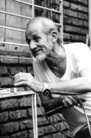 Image of sheet 19870062 photo 14: Portrait Gespräch für Schweizer Illustrierte mit Rio Spirgi (gestorben November 2007) 83 jährig und Hanspeter Bürgin. Er ist Chirurg und arbeitet seit 1983 für das Gesundheitsministerium Ministerio de Salud und Centrale Sanitaire Suisse. CSS Heute Medico International Managua Nicaragua 1987 √
© 1987, OLIVIA HEUSSLER / www.clic.li