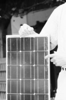 Image of sheet 19870220 photo 18: Portrait Firma für Solarenergie Alpha Real in Zürich für SI. Markus Real. 
Er baute 1979 die erste Photovoltaikanlage in Europa, die Solarstrom ins Netz einspeiste. 1986 wurde Real durch sein in der Schweiz realisiertes Projekt Megawatt in der damals noch kleinen Solargemeinschaft weltbekannt. Damit demonstrierte er erstmals die Machbarkeit der großmassstäblich dezentralen Stromerzeugung.
Beleuchtungsprojekt für Grimsel Tunnel. 1987