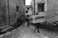 Image of sheet 19870251 photo 36: Transparent «Wir Frauen haben genug Energie»
Bergell Soglio Graubünden Schweiz 1987