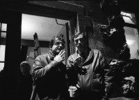 Image of sheet 19870300 photo 24: Der Schweizer Filmemacher Samir (li) während  den Dreharbeiten für Filou, Schlieren, Zürich, 1987.