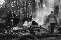 Image of sheet 19870360 photo 23: fBarrikade brennt im Wald. Zürich 1987