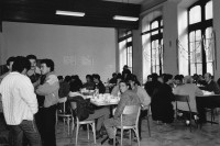 Image of sheet 19870380 photo 0: Einwanderer aus Afrika. Segretaria per gli esteri (Curia Milano)  Italien Italy Europe 1987 √ asylum home center refugees