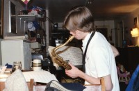 Image of sheet 19871520 photo 12: Janine Malach Bob Malach beim Saxophon üben in Manhattan Janine mit Christina Malach