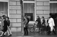 Image of sheet 19880270 photo 30: Zürcher Bahnhofstrasse. Zürich Kreis eins 1 down town city 1988 √ Schweiz Switzerland swiss shoping hand kid child woman Europe
winter