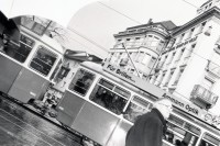 Image of sheet 19880310 photo 22: Paradeplatz an der Zürcher Bahnhofstrasse, es regnet die Menschen rennen gestresst durch den Regen. Unter Regenschirme Tram Strassenbahn Zürich 1988 √ Kreis 1 rain eins Schweiz Switzerland swiss Europe vbz strassenbahn tram public transport city mantel shoping 
Kreis 1 eins Zürich Schweiz Switzerland Europe 
copyright by Olivia Heussler