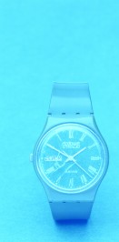 Image of sheet 19880462 photo 3: Schule für Gestaltung Fotoklasse. Uhr watch Swatch 4 x 5 Inch Sinar 1988 Zürich Schweiz Schweiz Switzerland Swiss ZHDK watch Armbanduhr √
© 1988, Olivia Heussler
