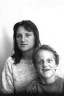 Image of sheet 19880520 photo 3: Portrait Chrigi Renner und Steffi Stefan 4 x 5 Inch Sinar
√ Zürich Erismannhof 1988
