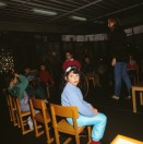 Image of sheet 19880801 photo 16: unbekanntes Kind Kinder im Kindergarten Erismannhof mit Zürich Aussersihl Kreis vier 4 Switzerland swiss Schweiz Photography 5 x 5 Hasselblad farbe color housing 1988 √ child girl Kindergarden