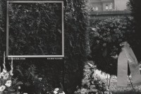 Image of sheet 19880840 photo 22: Grab cemetery Tod death art Schweiz Switzerland 
Richard Paul Lohse (September 13, 1902, Zurich - September 16, 1988, Zurich) was a Swiss painter and graphic artist and one of the main representatives of the concrete and constructive art