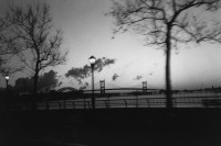 Image of sheet 19880880 photo 11: New York. Manhattan USA Weihnachtsstimmung. 1988 √ Winter scene bridge Brücke
Exhibition: Shadows and other Natures, Zürich 2022

Karin Dreiding Besitz