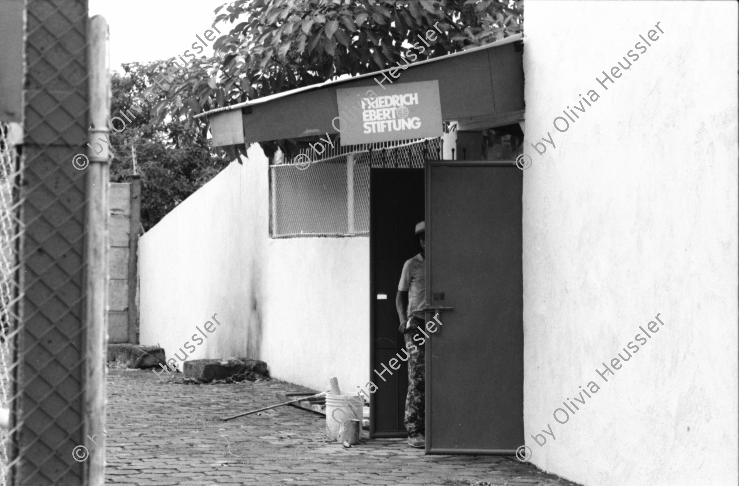 Image of sheet 19881100 photo 25: Deutschland