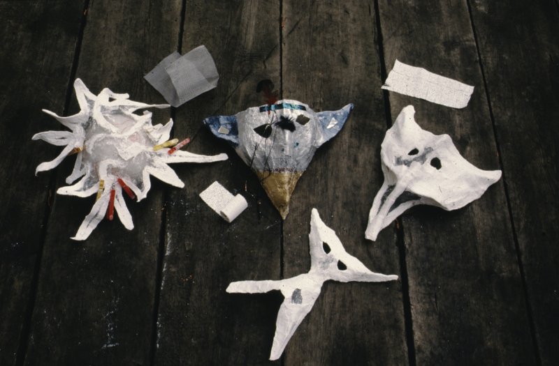 Image of sheet 19883000 photo 225: Portraits Städtische Wohnsiedlung Erismannhof, Zürich 1988.