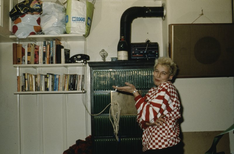 Image of sheet 19883000 photo 27: Portraits Städtische Wohnsiedlung Erismannhof, Zürich 1988.