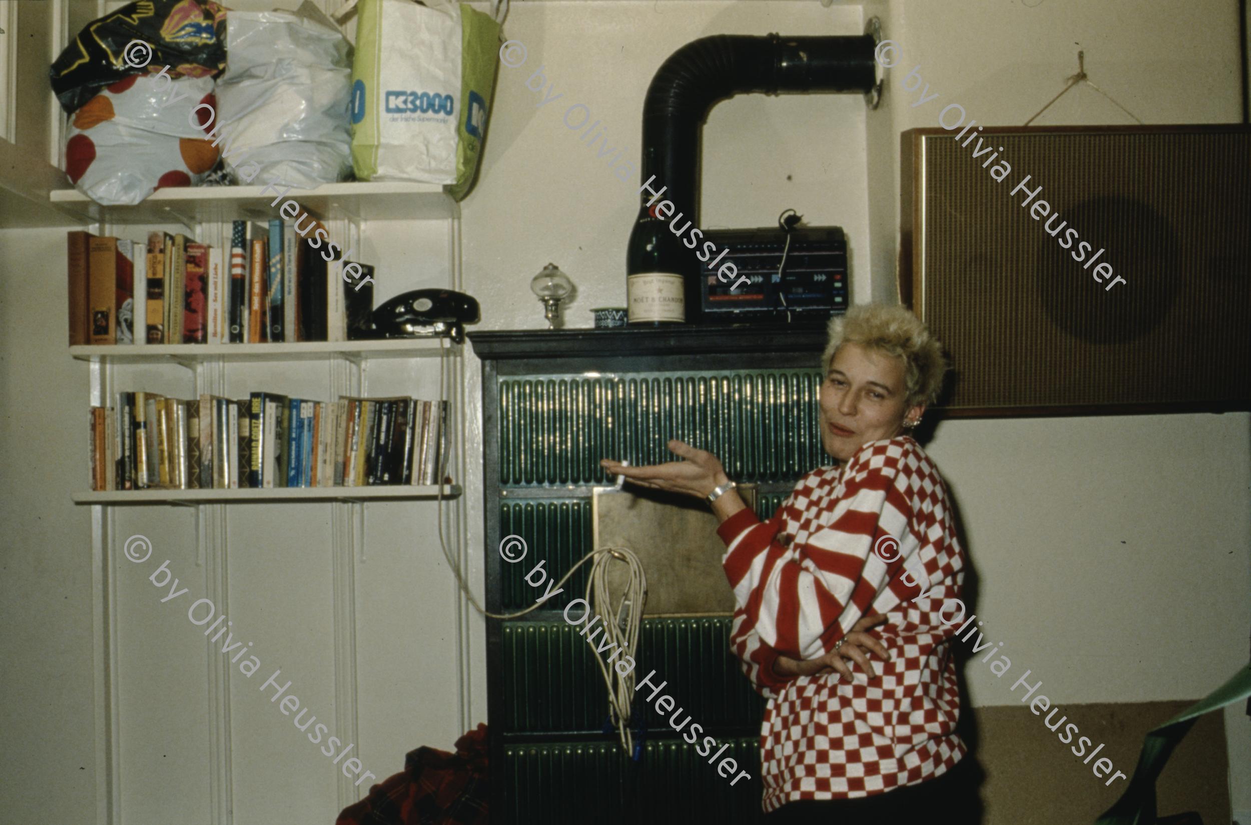 Image of sheet 19883000 photo 27: Portraits Städtische Wohnsiedlung Erismannhof, Zürich 1988.