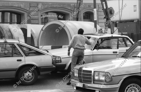 Image of sheet 19890150 photo 28: Autofahrer brüllen sich an, Crash.