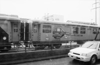 Image of sheet 19890360 photo 27: Graffiti an Eisenbahnwagon der SBB mit Werbung für Bahn 2000, Zürich 1989,