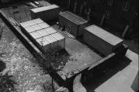 Image of sheet 19890410 photo 35: Nordostschweizerische Kraftwerke NOK feiern ihr 70 ig Jahr Bestehen. 
Die Nordostschweizerische Kraftwerke AG (NOK) tritt ab 1. Oktober 2009 neu unter dem Namen Axpo AG auf. 

Einladung für Presse in Beznau und Löntsch Glarnerland. Druckwasser Stollen. Elektrizitätswerk. Aischa schläft in besetztem Haus  limmatstr. 117  Erismannhof während Umbau. 1989 Zürich