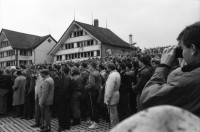 Image of sheet 19890430 photo 25: Landsgemeinde Appenzell 1989

An der Landsgemeinde in Hundwil, Appenzell Aussenrohden, stimmen die Männer zum letzten Mal unter sich ab. 05.89