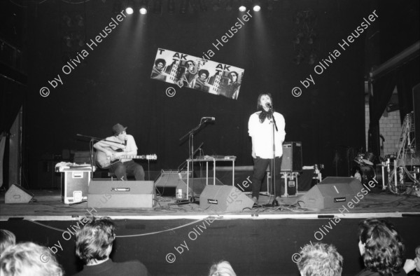 Image of sheet 19890440 photo 35: Konzert mit Fred Frith am Taktlos Festival in der Roten Fabrik, Zürich Mai 1989.