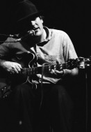 Image of sheet 19890460 photo 10: Konzert mit Fred Frith in der Roten Fabrik, Zürich 1989.