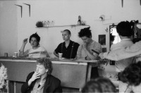 Image of sheet 19890520 photo 4: Ankerstrasse 124 Pressekonferenz Eric, Fränzi Harder Daniel Dunkel, Nr. 4. Chefredaktor Schweizer Familie Tamedia. Heussler Zürich Schweiz Switzerland Kreis vier Aussersihl