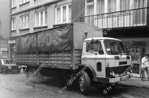 Image of sheet 19890570 photo 29: Migros Lastwagen, 1989 Türkei Istanbul.